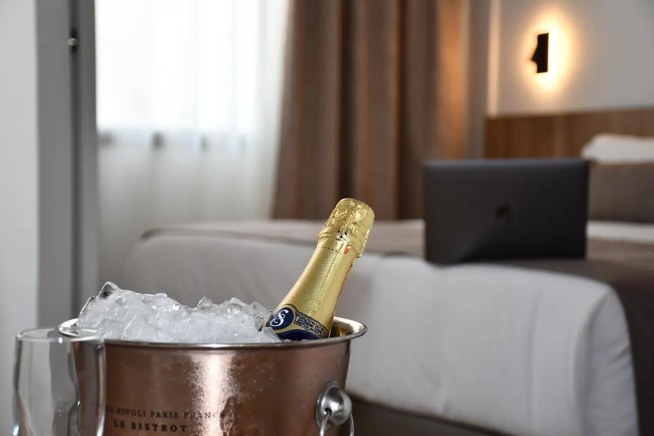 Aparthotel Eszentrico Suites Jerez Jerez de la Frontera