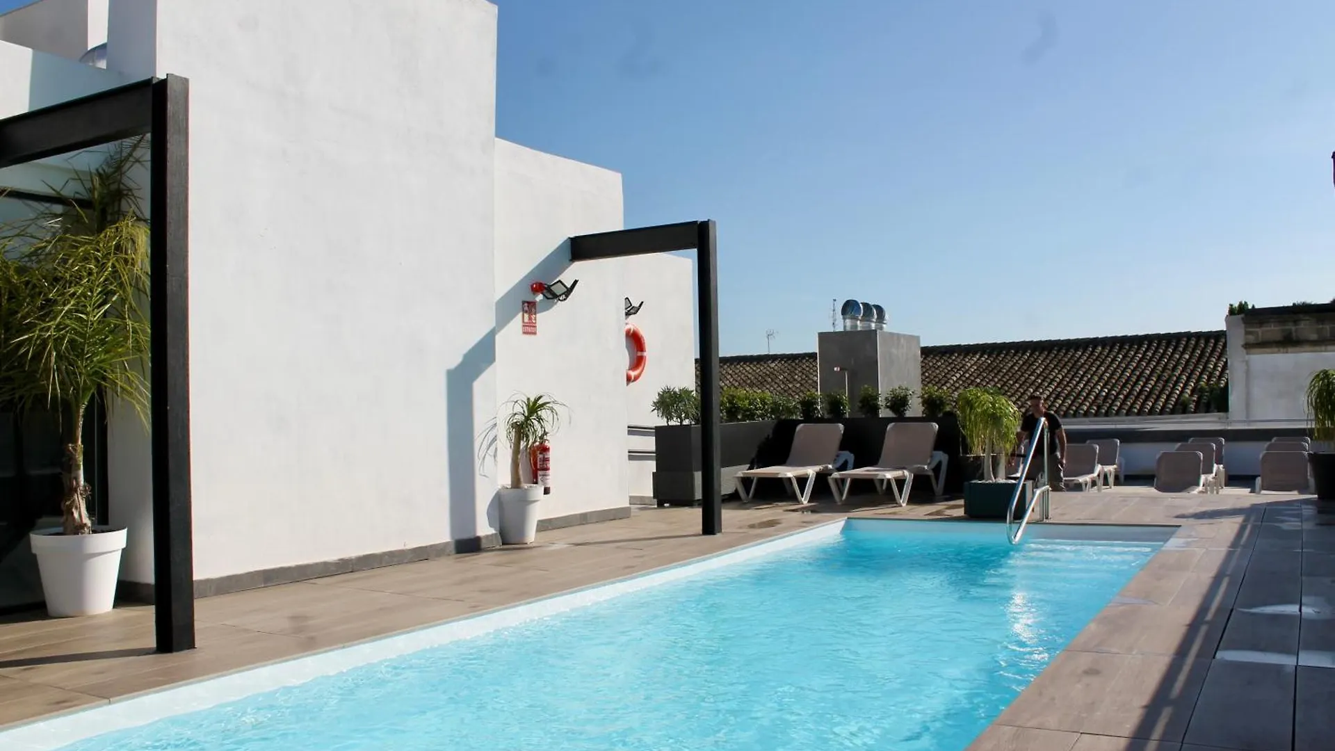 Aparthotel Eszentrico Suites Jerez Jerez de la Frontera Spain