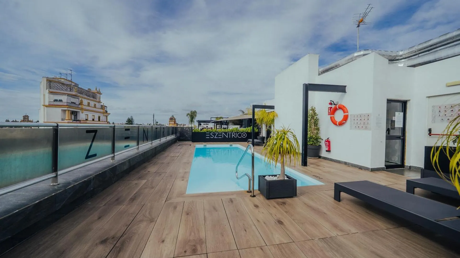 Aparthotel Eszentrico Suites Jerez Jerez de la Frontera
