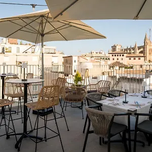 nivia-born-boutique-hotel.balearic-islands.net/